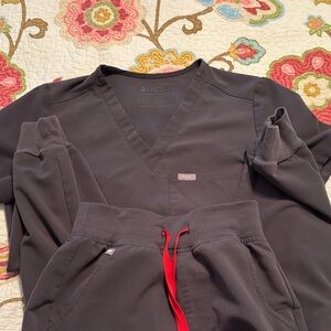 Figs set XS top XXS bottoms